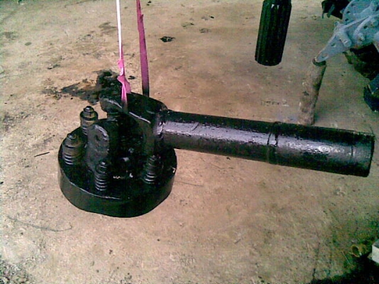 ขายด่วนจอบหมุนโฮเวิร์ด ลุยงานหนัก ฟอร์ด หรือแมสชี่ หรือ 60 แรงขึ้นไป