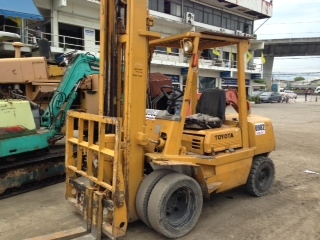 ขายรถฟอร์คลิฟท์ TOYOTA.  3FD30 ,4m,hinge ForK