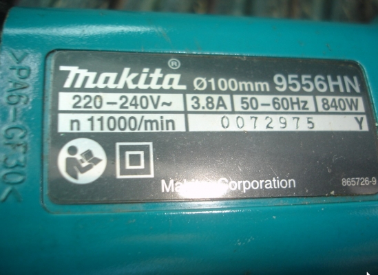 ขายเครื่องเจียร MAKITA รุ่น 9556NB ขนาด 4 นิ้ว 840w