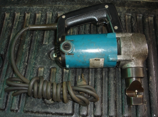 ขายMAKITA JN3200 เครื่องฉลุแผ่นโลหะ 3.2mm(1/8 ) 660W