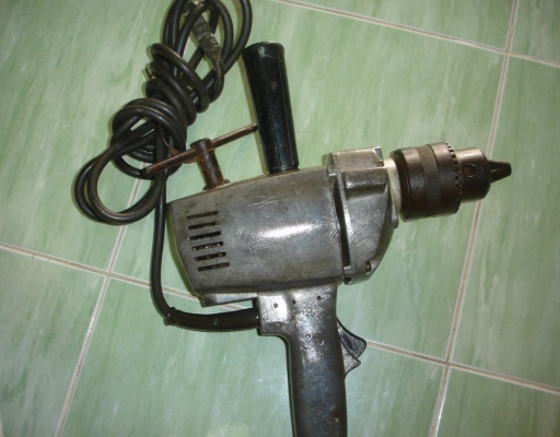 ขายสว่านไฟฟ้ารอบช้า makita 16mm.(5หุน) รุ่น 6016 (480w.)