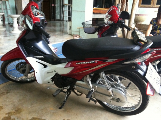 ขายHonda wave 100i 2013วิ่งน้อย ขายHonda wave 100i 2013วิ่งน้อย