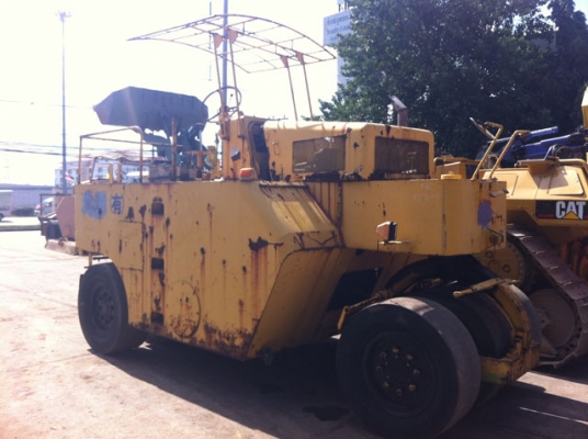 ขายด่วนรถบดล้อยาง7ล้อWATANABE WP15WE ตามสภาพ เก่าญี่ปุ่น