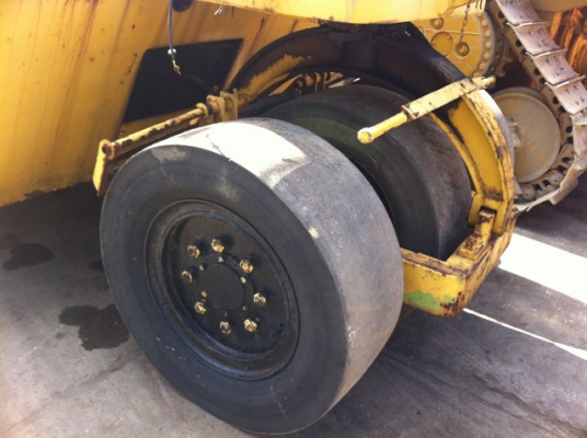 ขายด่วนรถบดล้อยาง7ล้อWATANABE WP15WE ตามสภาพ เก่าญี่ปุ่น