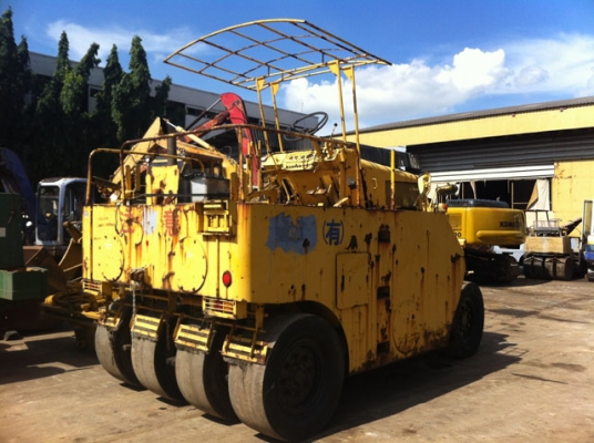 ขายด่วนรถบดล้อยาง7ล้อWATANABE WP15WE ตามสภาพ เก่าญี่ปุ่น