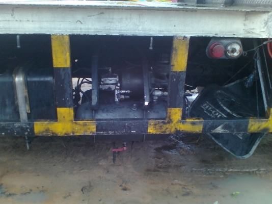 ต้องการขายรถ10ล้อร๊อกกี้175