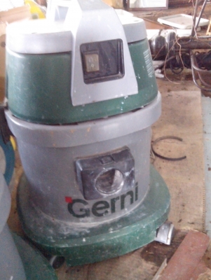 เครื่องดูดฝุ่น เครื่องดูดฝุ่น