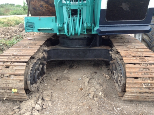 Komatsu pc200 รุ่น2 สภาพพร้อมใช้งาน Komatsu pc200 รุ่น2 สภาพพร้อมใช้งาน