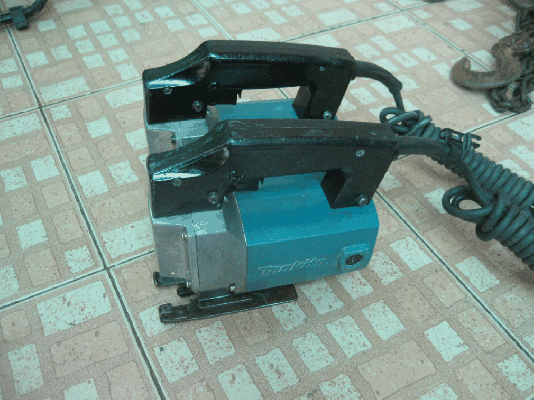 ขายด่วน JIG SAW Makita  4300BV 390W แท้100\%ปรับความแรงได้ คับ