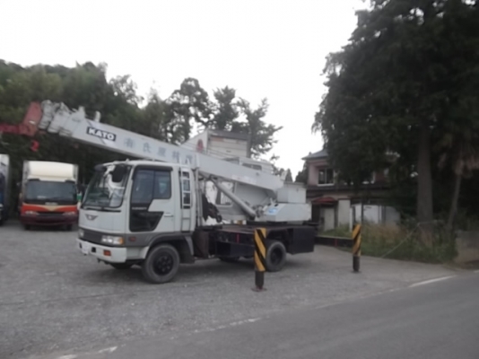 รถเครน  CRANE KATO NK75M-V HINO