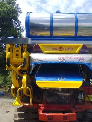 ขายรถเกี่ยวข้าว ศักดิ์พัฒนา KM47 12HT