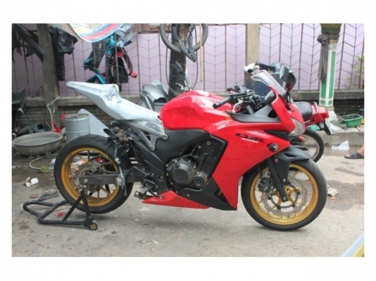 ขาย แฟริ้งท้ายcbr1000 สำหลับใส่ cbr150i cbr250i cbr500 และอื่นๆ