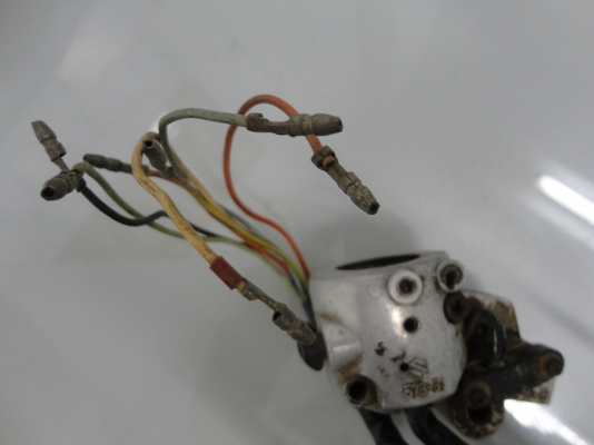 ขายสวิทซ์แฮนด์ A-100/K-125 จำนวน 1 คู่ ราคาถูก โทร.081-005-8785