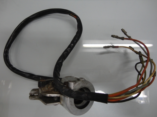 ขายสวิทซ์แฮนด์ A-100/K-125 จำนวน 1 คู่ ราคาถูก โทร.081-005-8785