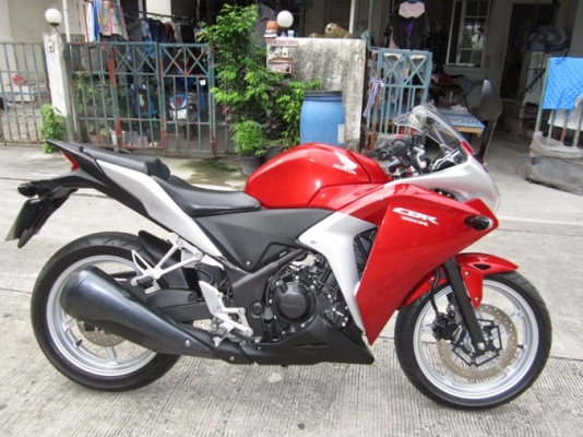 ยังไงก็ขายCBR250iปี53 รถบ้านสวยๆเครื่องดีชุดโอนครบ