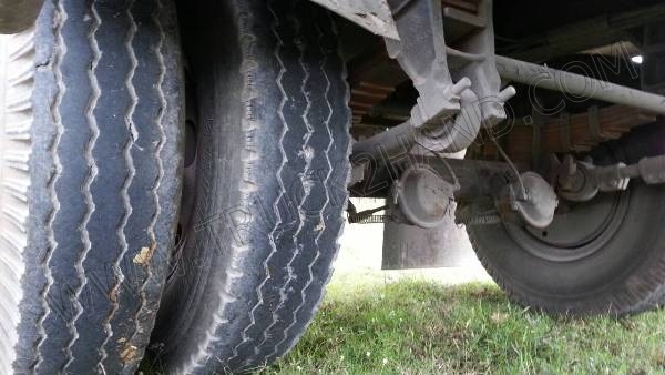 หางพื้นเรียบลูกพ่วง