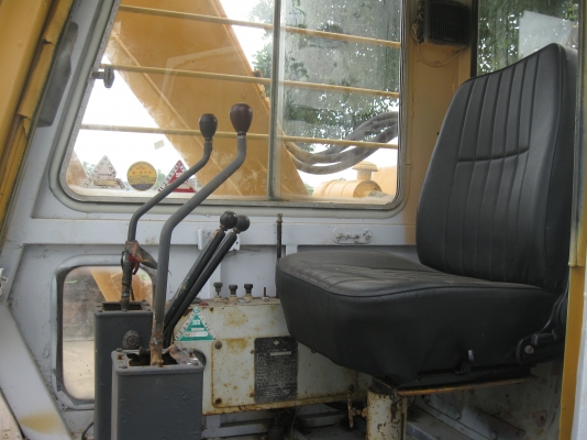 ขายแบคโฮ sumitomo แบบ LS-1600J