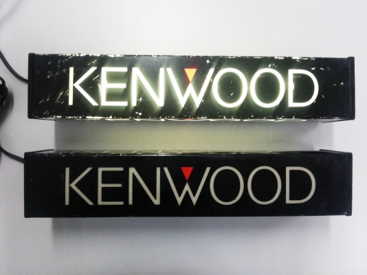 กล่องไฟ KENWOOD มีโลโก้ 4 ด้าน
