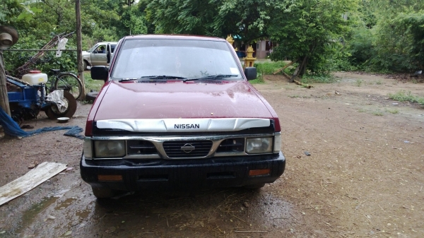 ขายNissun Big M King cab 2.5