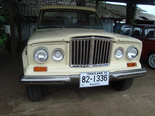 ขาย Jepp Wagoneer ขาย Jepp Wagoneer