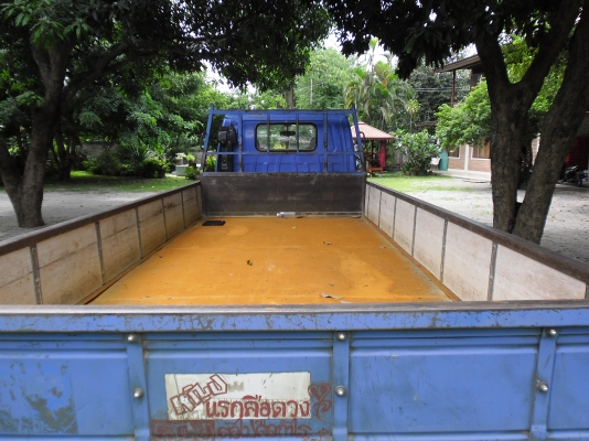 ขาย 6 ล้อ NKR-130 เทอร์โบว์ รถห้าง ปี 44 / 2001 สวยๆ ครับ ขาย 6 ล้อ NKR-130 เทอร์โบว์ รถห้าง ปี 44 / 2001 สวยๆ ครับ