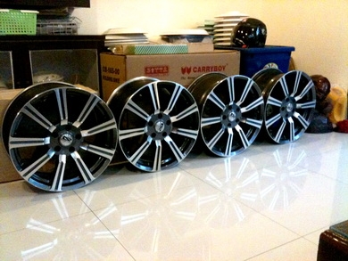 แม็กซ์18นิ้ว Evolution สเปค 5รู114.3 สภาพสวยทุกวงไม่มีเบียดครับ แม็กซ์18นิ้ว Evolution สเปค 5รู114.3 สภาพสวยทุกวงไม่มีเบียดครับ