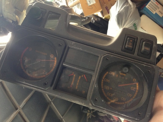 คอนโซล เรือนไมล์ สวิทเเอร์ ช่องเเอร์ เกะ ปาเจโร่เหลี่ยม คอนโซล เรือนไมล์ สวิทเเอร์ ช่องเเอร์ เกะ ปาเจโร่เหลี่ยม