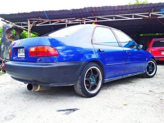 Civic เครื่อง v-tec พร้อมโอน ไม่แพง Civic เครื่อง v-tec พร้อมโอน ไม่แพง