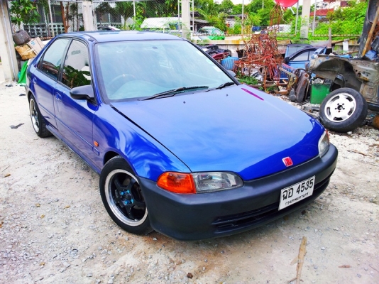 Civic เครื่อง v-tec พร้อมโอน ไม่แพง Civic เครื่อง v-tec พร้อมโอน ไม่แพง