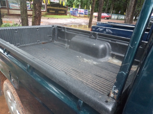 กระบะตอนเดียว นิสสัน บิ๊กเอ็ม ฝาแดง ปี 2536 (1993)