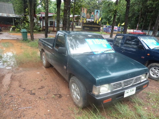 กระบะตอนเดียว นิสสัน บิ๊กเอ็ม ฝาแดง ปี 2536 (1993)