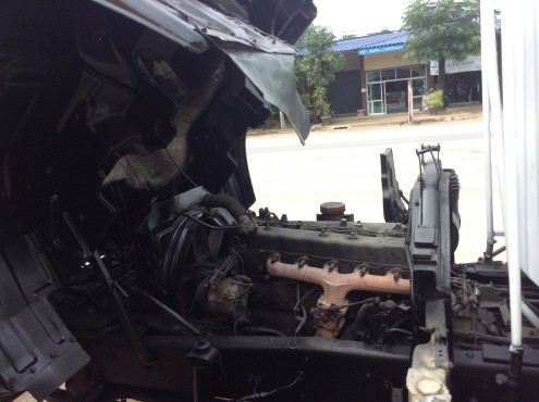 ISUZU ROCKY 10ล้อ (2 เพลา) เครื่อง 175HP (6BG1) เบรกจิ๊ฟฟี่ ยางดี 10 เส้น ซัซซี่สวย แอร์เย็น ถังน้ำมัน 15000 ลิตร (โหลดล่าง) ขาย 890,000