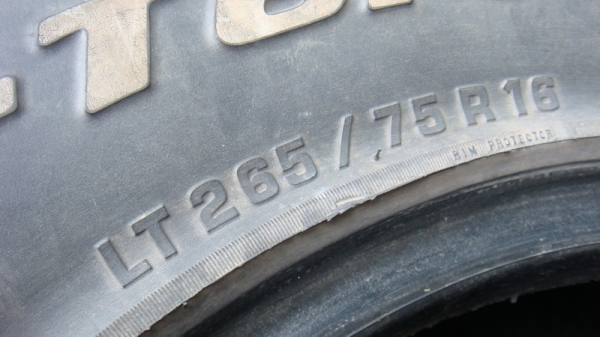 ขายยาง BF Goodrich Mudterrain KM  265 75 r16