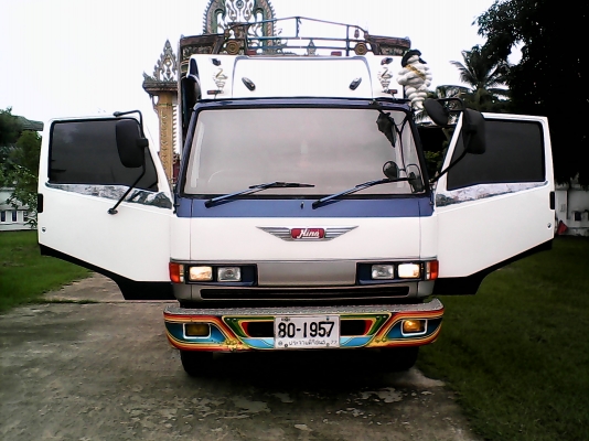 ขาย หกล้อ เครื่อง165แรง 6เกียร์เดินหน้าสภาพสวยสุดๆ วิ่งได้140สบาย