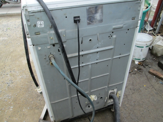 เครื่องซักผ้า USA เวิร์ลพูล  ใช้ได้ปกติ  สภาพสวยแข็งแรง