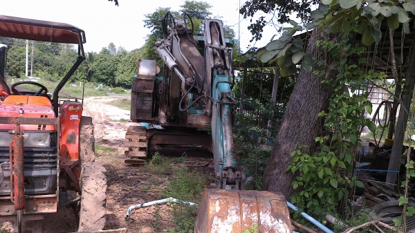 ขายkomatsu 75uuรถใช้งานได้ ขายตามสภาพ ขายkomatsu 75uuรถใช้งานได้ ขายตามสภาพ