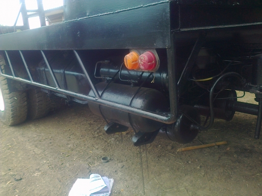 ขายเทเล่อร์10ล้อ 2 เพลา สภาพดีพร้อมใช้งาน  ด่วน!!!!!!