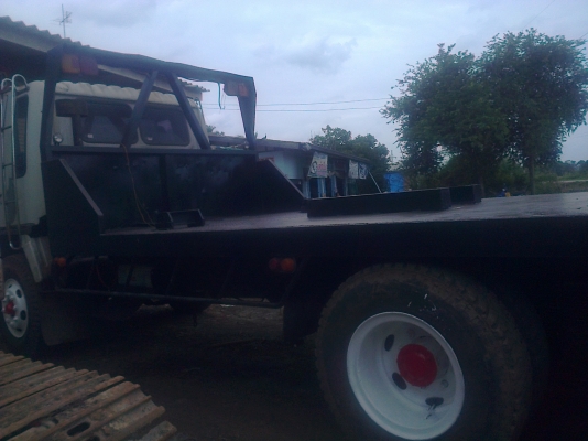 ขายเทเล่อร์10ล้อ 2 เพลา สภาพดีพร้อมใช้งาน  ด่วน!!!!!!