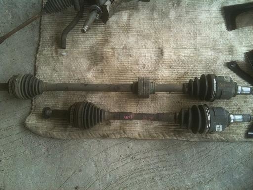 จำหน่าย อะไหล่ Toyota BB  หลาย อย่างคับ