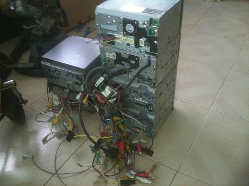 ขาย วิทยุ 2ดิน คับ  ของผึงมาคับ    หลาย ตัว