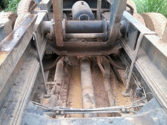 ขายรถดั้ม10ล้อ2เพลา หลง TD เครื่อง220แรงเทอร์โบ เครื่องดี คัสชีส์สวย กระบะเคชีใช้ได้ครับ