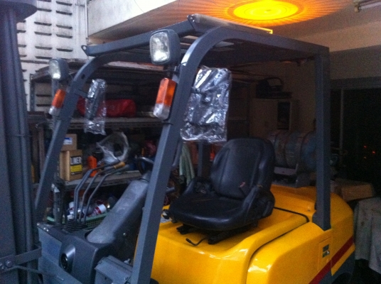 ขายเช่ารถยก 3 ตัน **ราคาพิเศษ** TCM FHG30T3 รุ่นใหม่ เสา 4.5 ม. ออโต เบนซิน+แก๊ซ