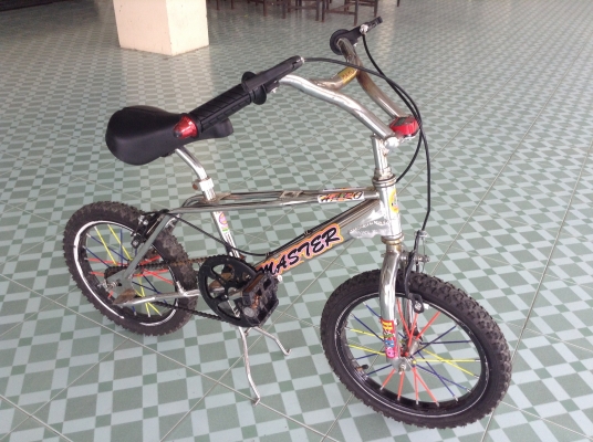 ขายจักรยานคล้ายBMX ชุบโครเมี่ยมสวยงาม ตัวถังแข็งแรงล้อสวย