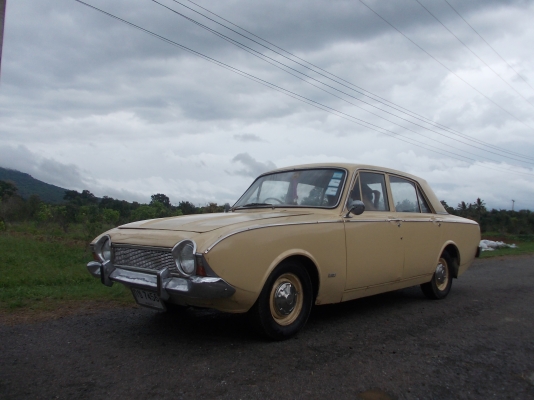 ขายรถอเมริกาโบราณเดิมๆทะเบียนพร้อมโอนราคาถูกครับ