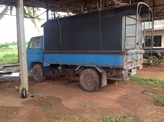 Nissan caball 4ล้อเอลฟ์ เครื่อง SD22 พร้อมหลังคาบรรทุก