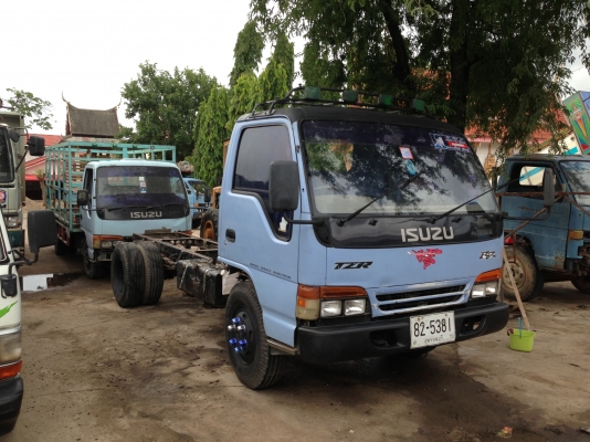 ขายรถ  6  ล้อ  NPR120ฝาขาว  สวยขั้นเทพ