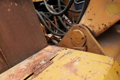 แบคโฮล้อยาง KOMATSU PW100-3-2เพลา มีแอร์ ลายหัวเจาะ อินวอยซ์