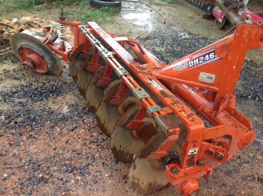 ปัญญาแทรคเตอร์มาแล้ว...จัดมาให้คับ คูโบต้า L4508 DI พร้อมใบมีด พร้อมผาน 6x24 ตราช้าง