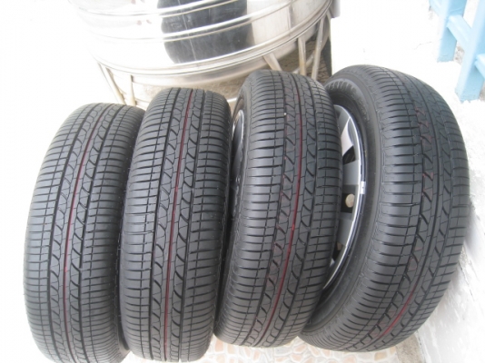 ขายกะทะล้อ Suzuki 4รู100+ ฝาครอบ + ยางป้ายแดง 175/65r15 ปี13 ตอนนี้มีอยู่ 5 ชุดครับ  (081-3747940)