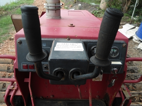 ขาย Komatsu D20P-7E (2 คัน) รถบ้านครับราคาไม่แพง